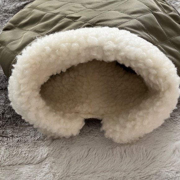 Dog Coat (NWT) - Picture 2 of 10